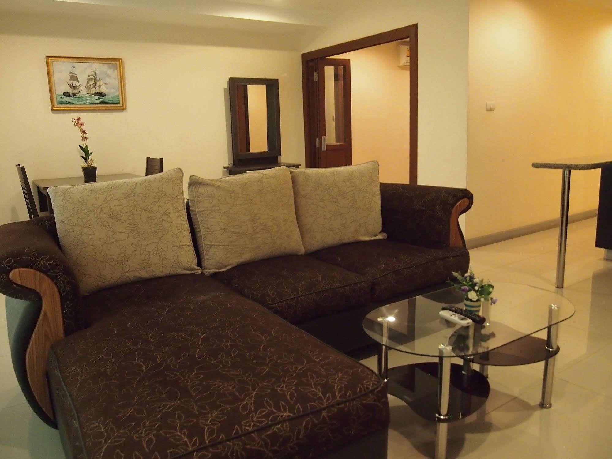 The Paradise Residence Condominum Pantai Jomtien Bagian luar foto