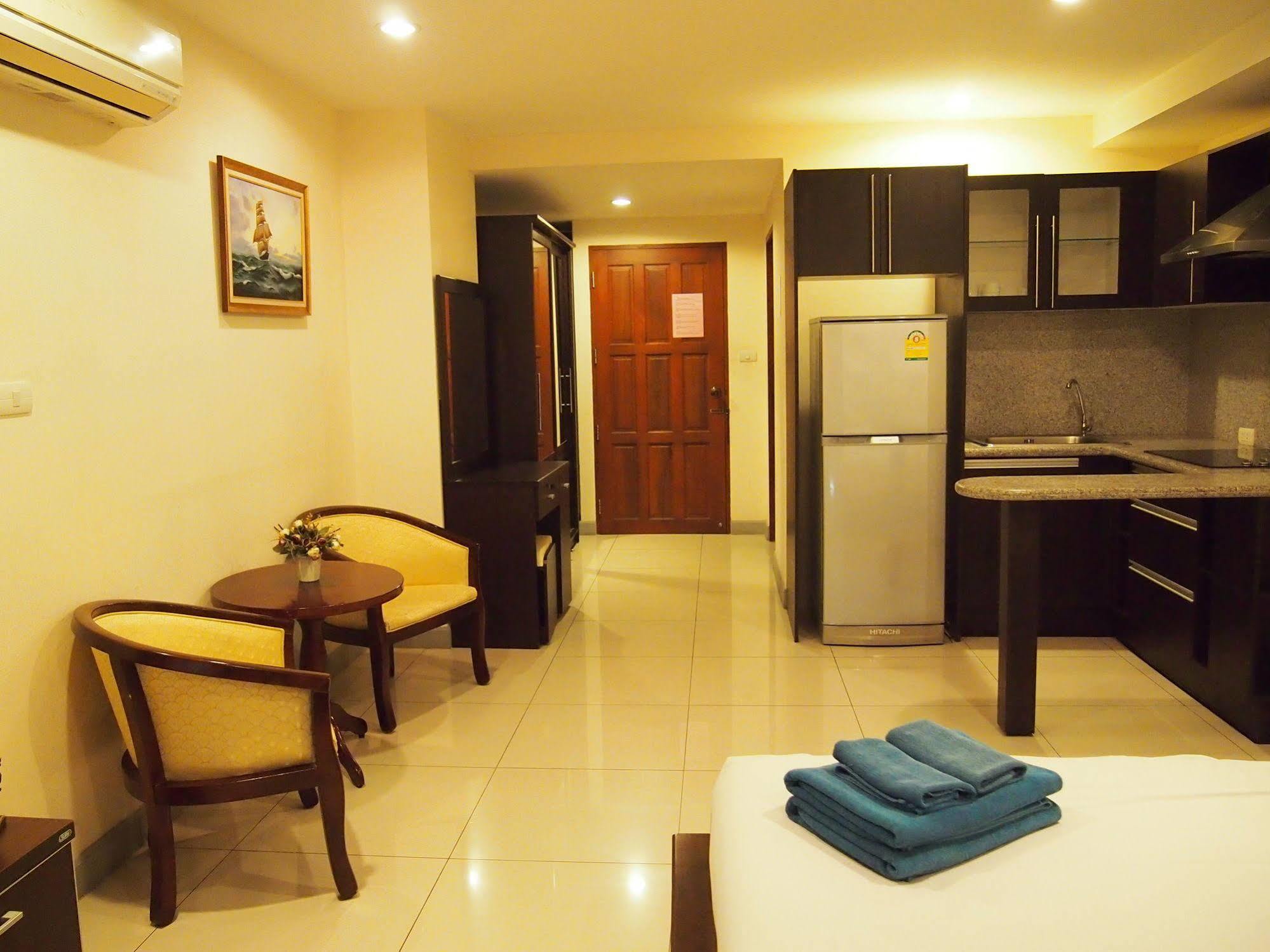 The Paradise Residence Condominum Pantai Jomtien Bagian luar foto